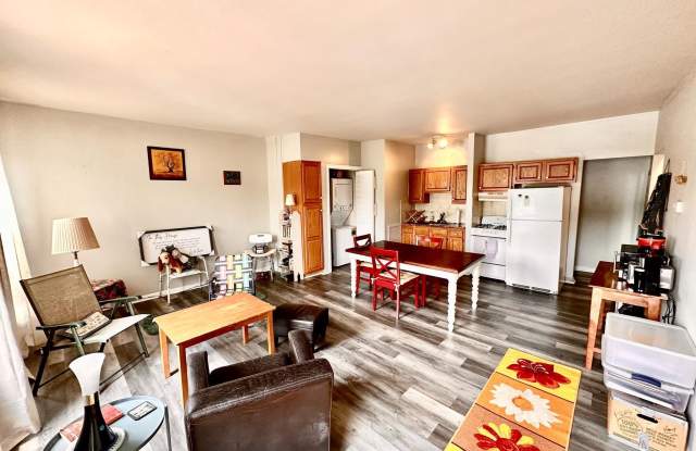 3793 CRESSON Street unit: 2