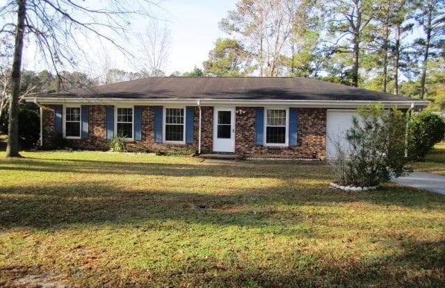 102 Hillside Court - 102 Hillside Court, Jacksonville, NC 28546