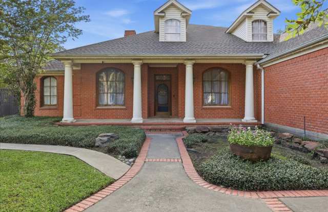 108 Wade Street