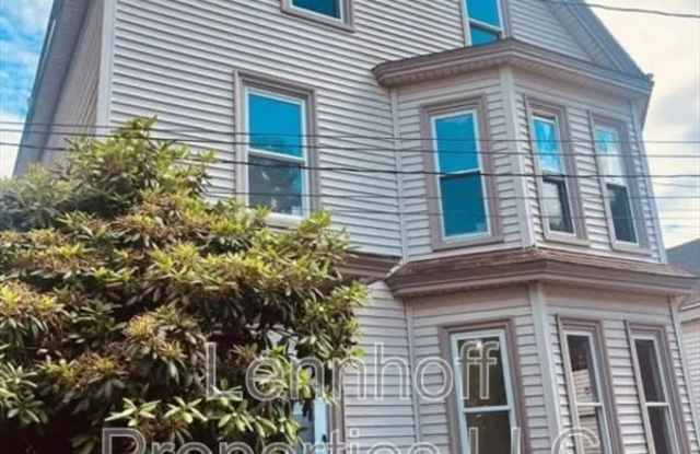 5 Little River Street - 1