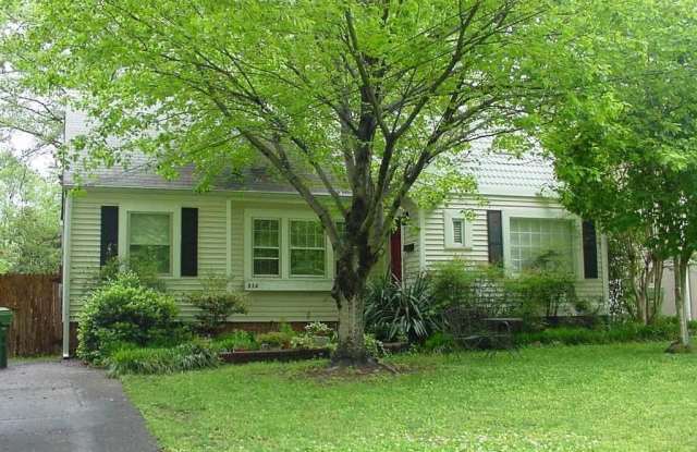 836 Ponce De Leon Terrace NE