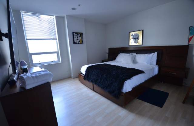70 Kennedy PlazaUnit 6