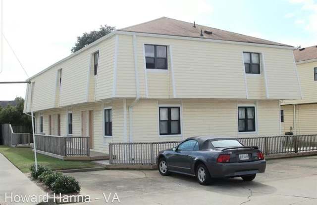 3145 Page Avenue #102/112 - 3145 Page Avenue, Virginia Beach, VA 23451