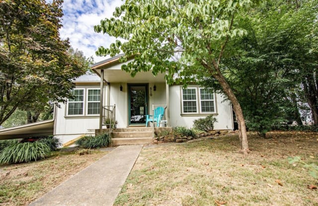 510 W. Holly Street - 510 West Holly Street, Fayetteville, AR 72703