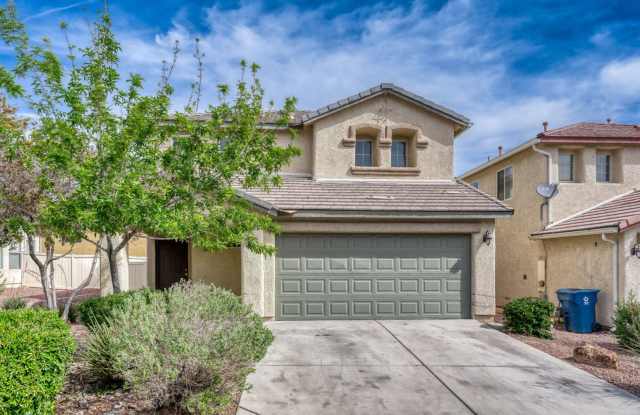 Spacious 4 Bedroom Home In Henderson!