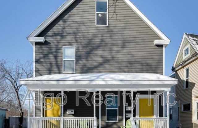 Photo of 2834 South 15th Avenue - 3