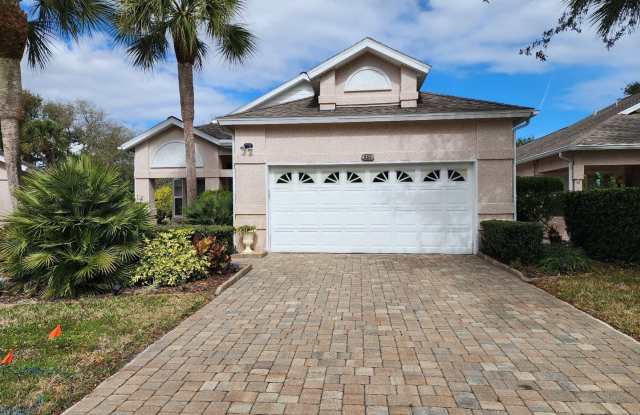 Beautifully Furnished Seagate Home on the Island-Just bring your Clothes