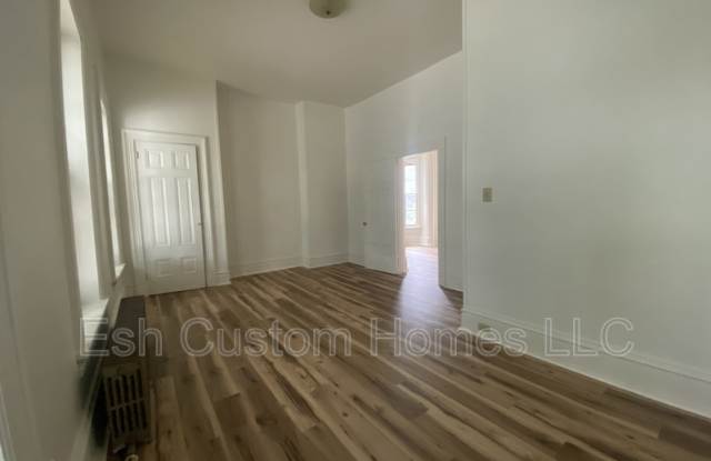 Photo of 26 S 2nd St - 2