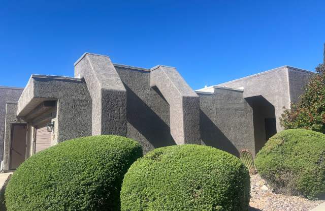 Attractive 3 Bed./2 Ba. Home in the Catalinas by Sabino Canyon