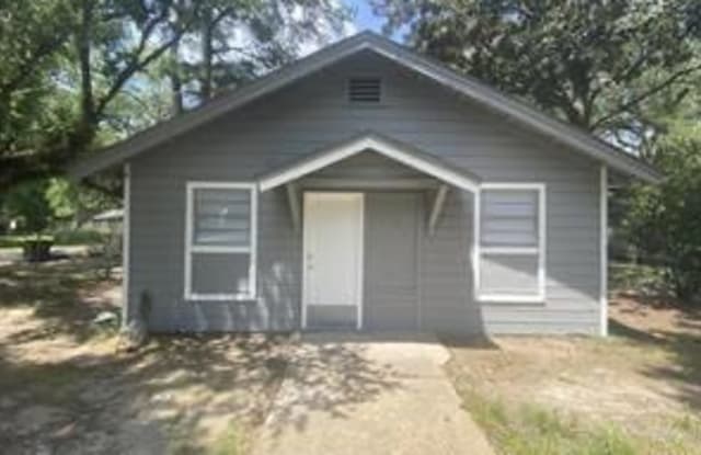 710 S CHESTNUT Street - 710 South Chestnut Street, Hammond, LA 70403