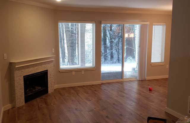 25025 Se Klahanie Blvd