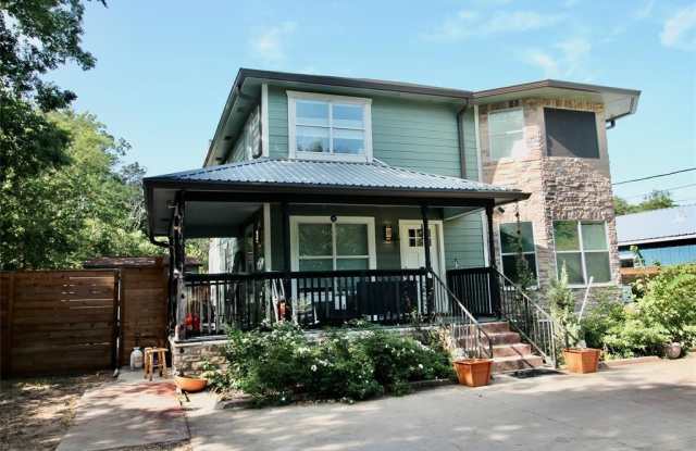 1205  Walnut ST