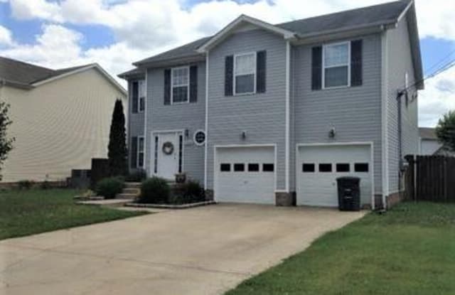 1404 Addison Dr - 1404 Addison Drive, Clarksville, TN 37042