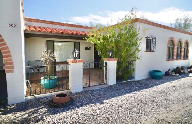 4 Bedroom Furnished in Catalina Foothills with Pool