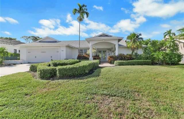 Photo of 750 Southern Pines