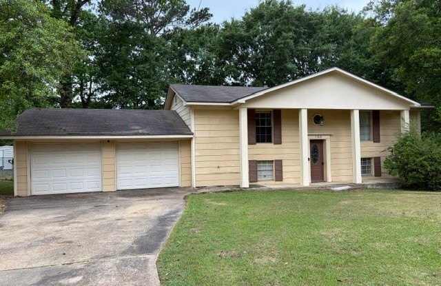 560 Farmington Road