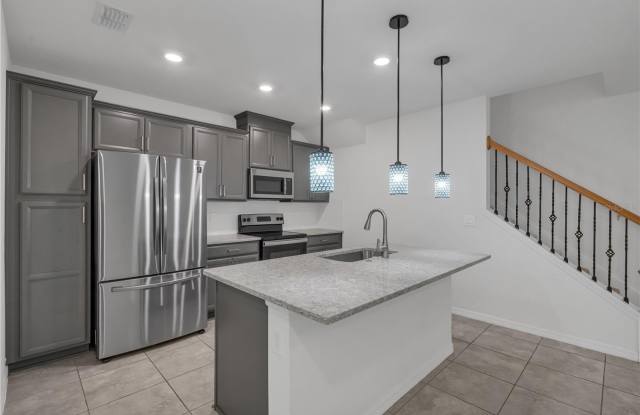 3380 Bellissimo Avenue