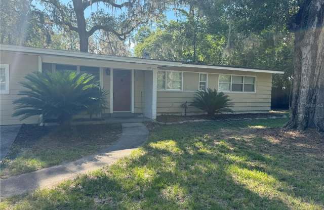 107 NW 35TH TERRACE
