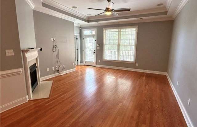 2661 Lockwood Drive unit: 103