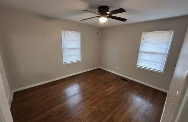 1820 Woodland Avenue Southwest