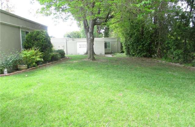 348 Avenida Sevilla Unit B