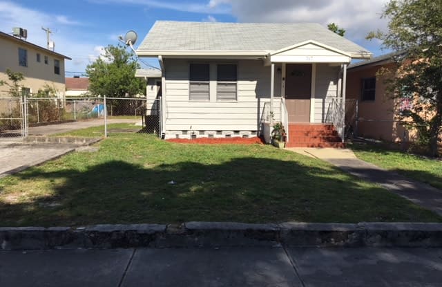 317 South J St - 317 South J Street, Lake Worth, FL 33460