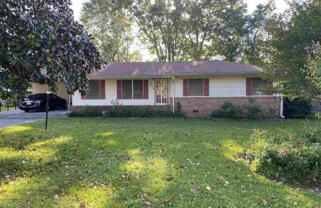 408 WILSON DR - 408 Wilson Drive, McComb, MS 39648