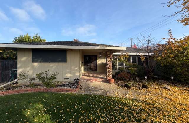 3 Bedroom | 2 Bathroom | Single-Family Home in Sacramento