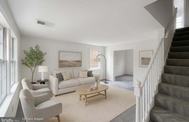 Photo of 2103 FORT DAVIS Street SE unit: A
