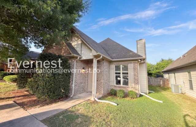 1136 Washington Drive