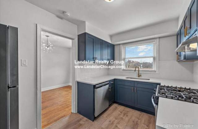 2737 West Berwyn