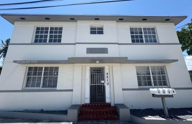 2210 NW North River Dr