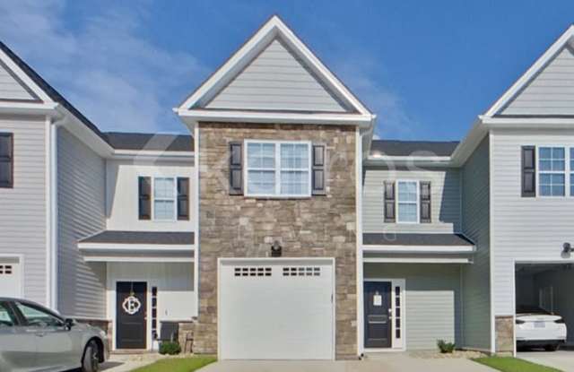 Photo of 3705 Oak Leaf Way