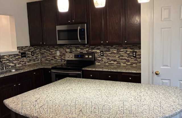 3005 Windsor Creek Way