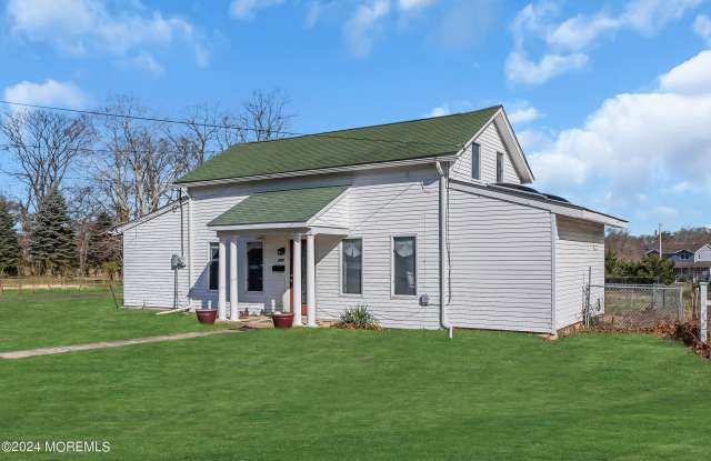 Photo of 459 W Park Avenue