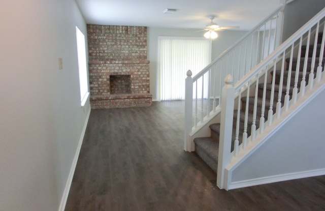 10646 Cavelier Point