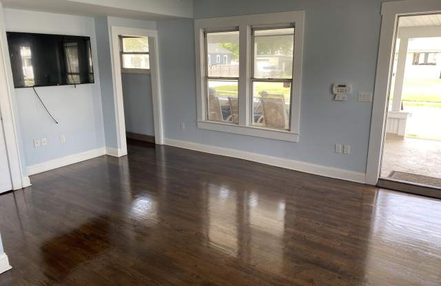 201 16th Avenue