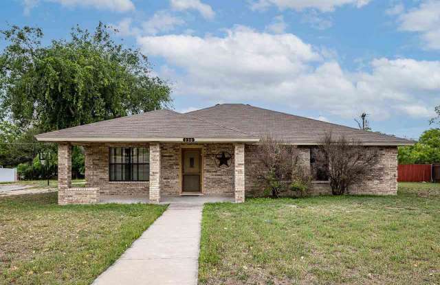 238 Tomahawk - RENTAL - 238 Tomahawk Trail, Del Rio, TX 78840