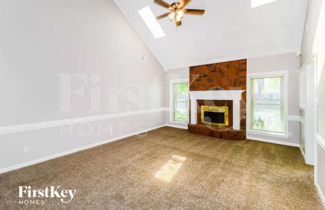 3707 Oak Forest Drive