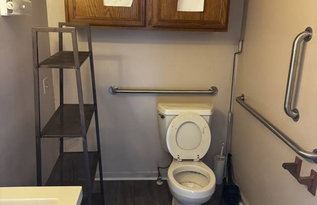 421 South Raleigh Street - 1