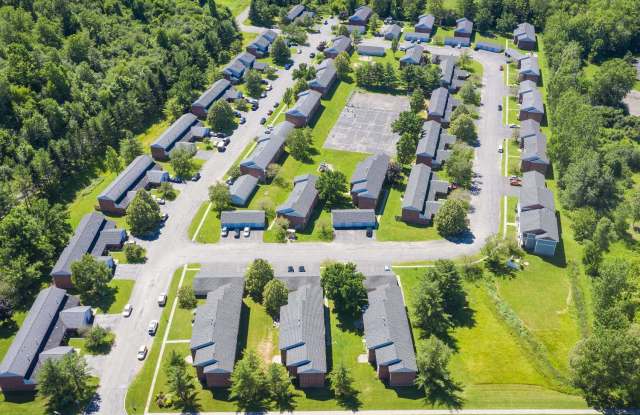 Parkstead Watertown at Thompson Park