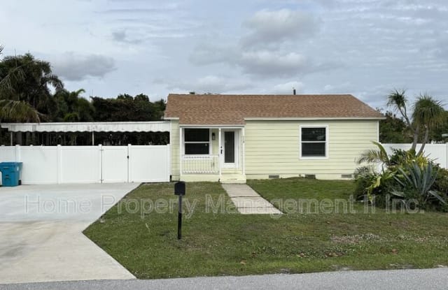 119 SW 8th Ave - 119 Southwest 8th Avenue, Boynton Beach, FL 33435