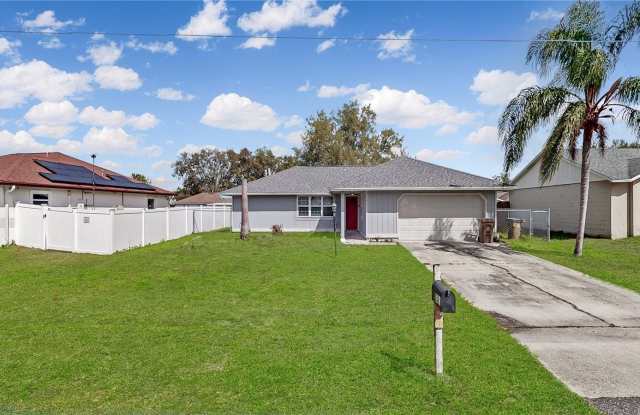 305 MEDINA Court