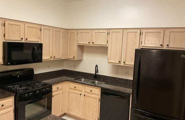 2196 Rossiter Parkway