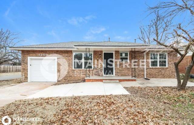 1208 Tim Holt Drive