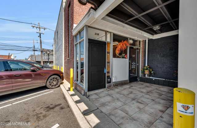 31 W Front Street unit: 2