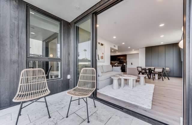 Centinela by Category