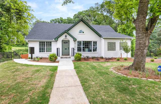 311 Forrest Ave