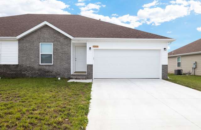 Photo of Newly built 3 bedroom-Westbury Gardens!