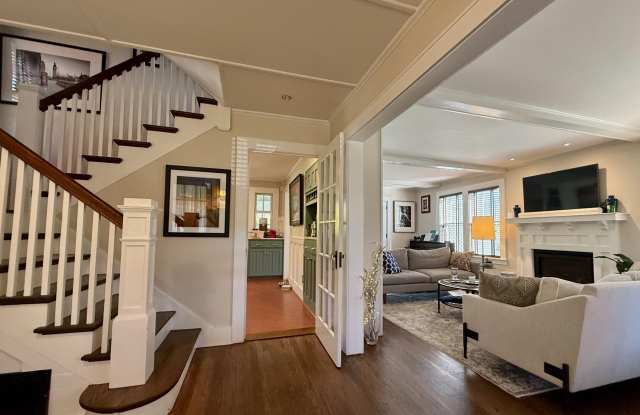 309 W Catharine Street